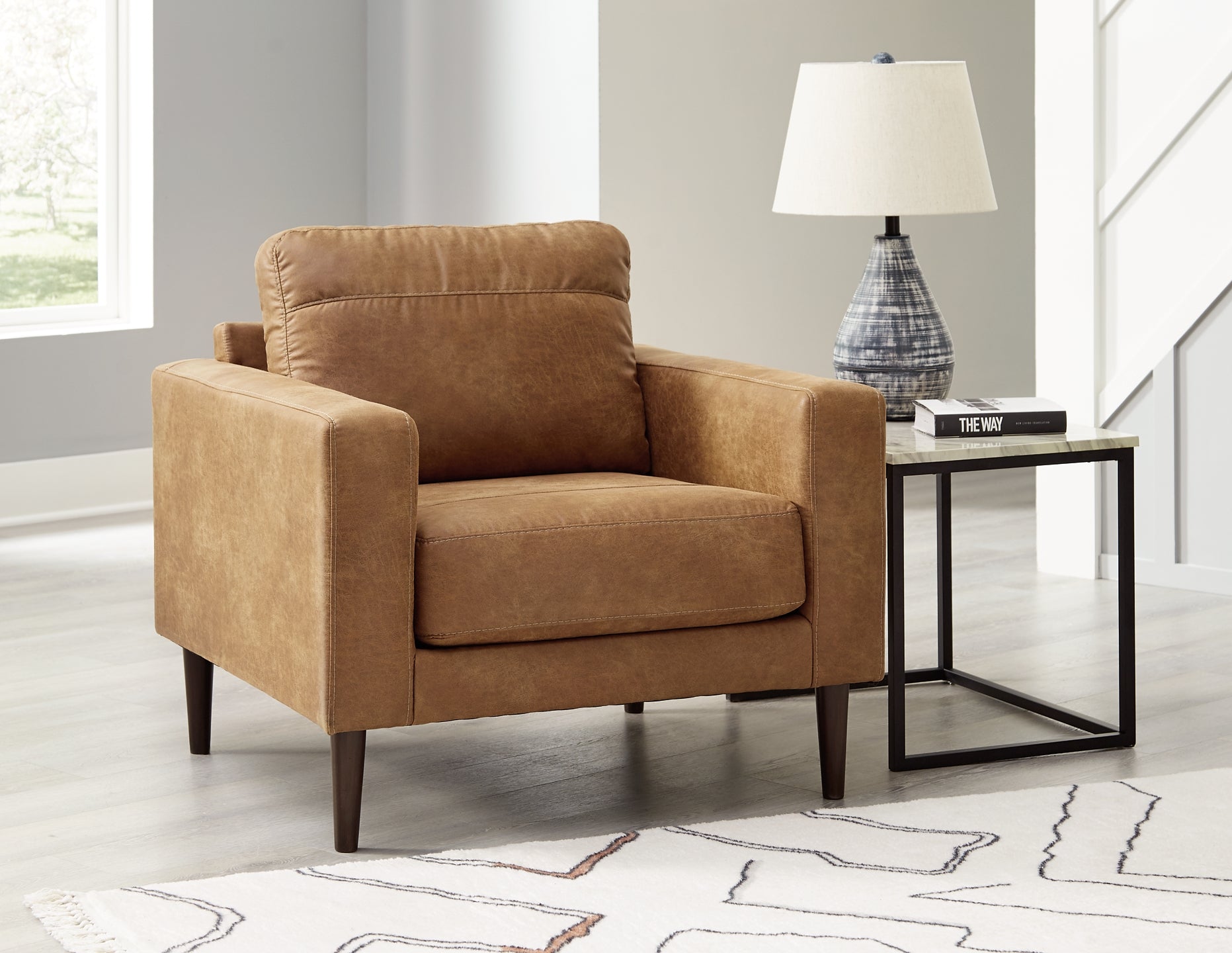 Oversized leather accent discount chair