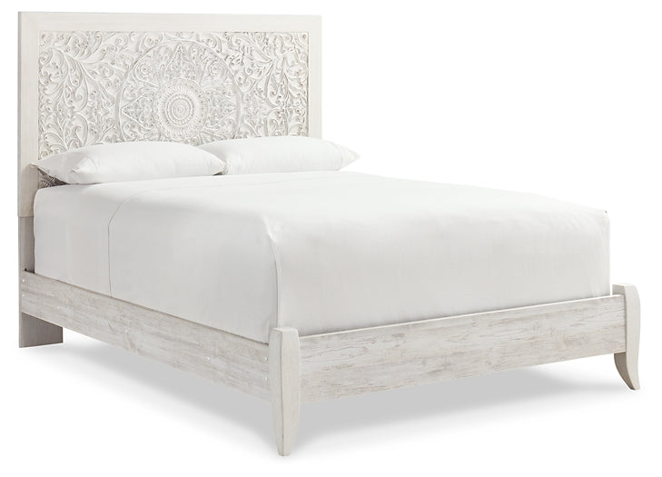 Paxberry Queen Panel Bed with Mirrored Dresser and Nightstand