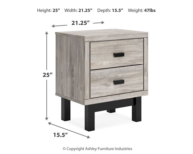 Vessalli King Panel Headboard with Mirrored Dresser and Nightstand